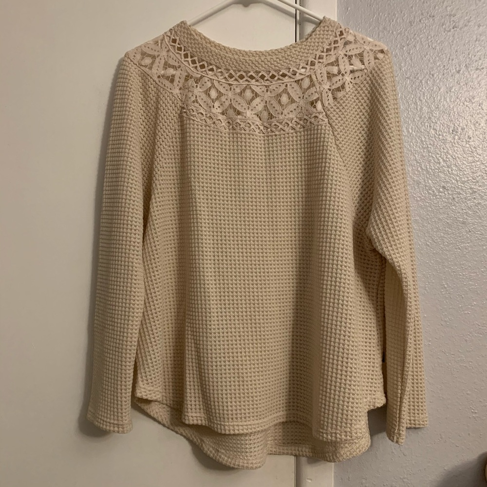 MAURICES waffle knit lace neck top NWOT